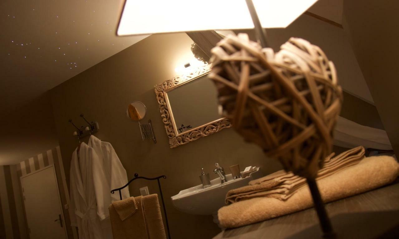 Maison D'Hotes & Spa La Vallee Des Reves Nods Exterior photo